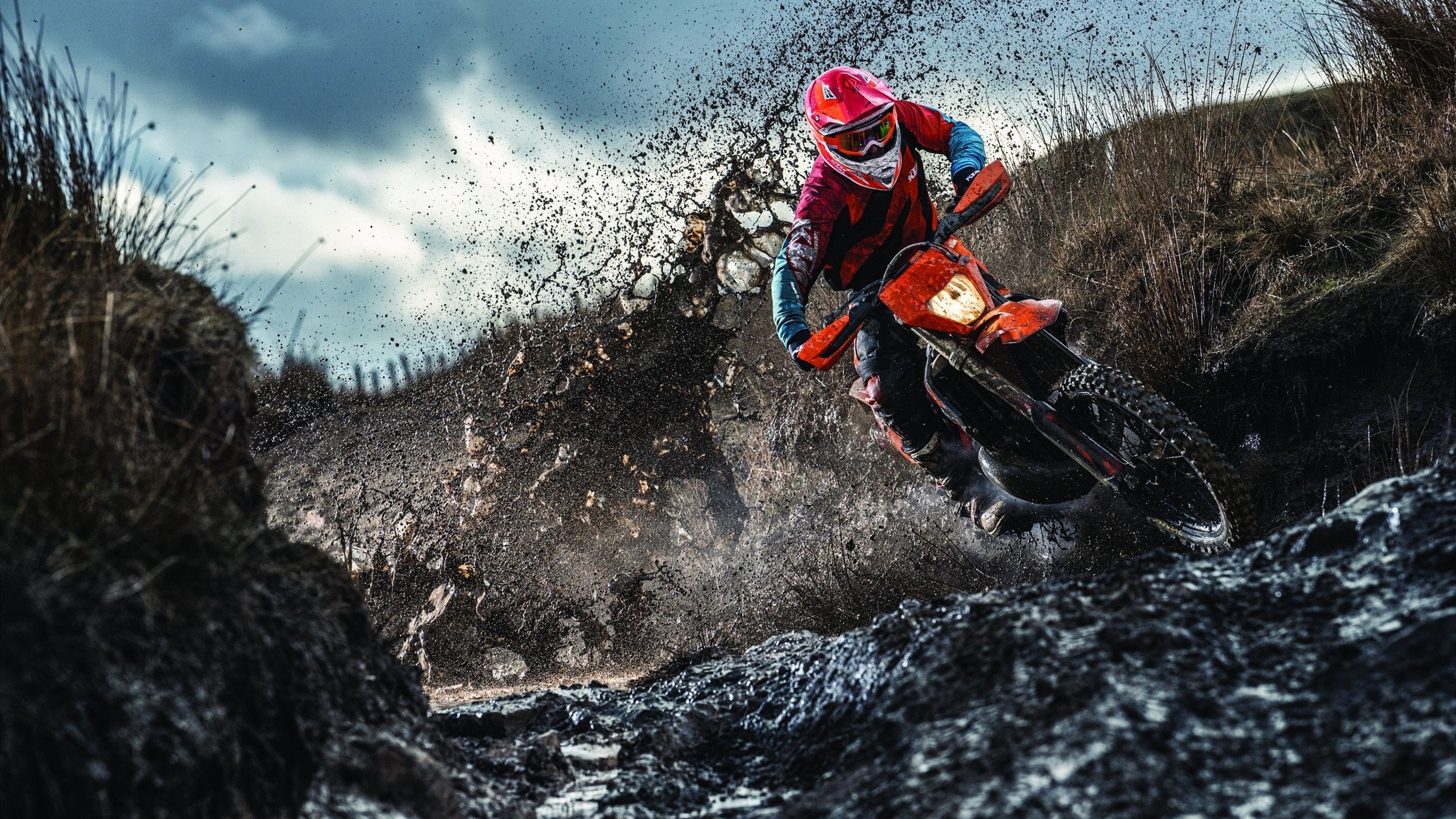 _网球比赛现场爆发激情：精彩瞬间盘点_，网球视频